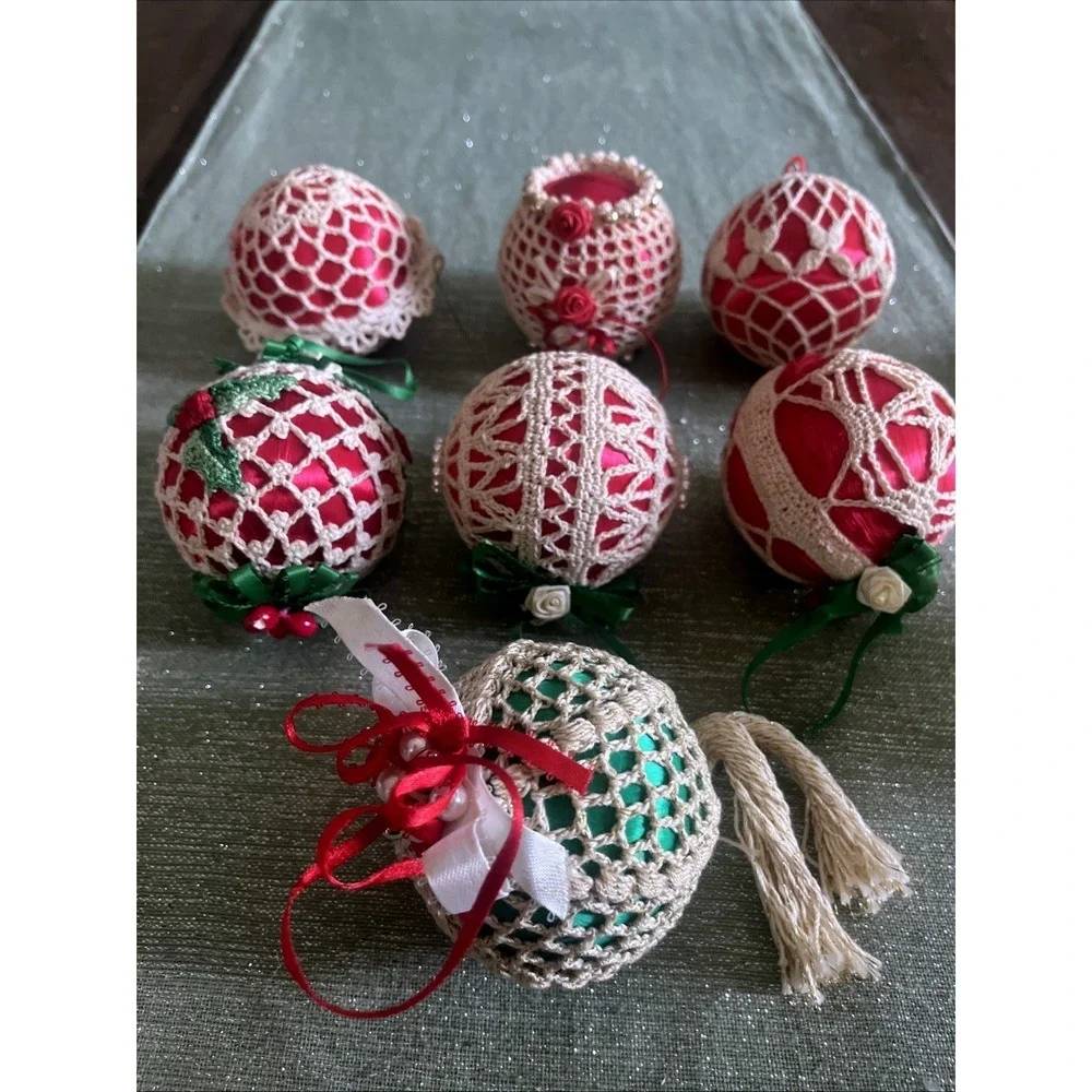 Vintage Crocheted Christmas Ornaments Set of 7~Beautiful!